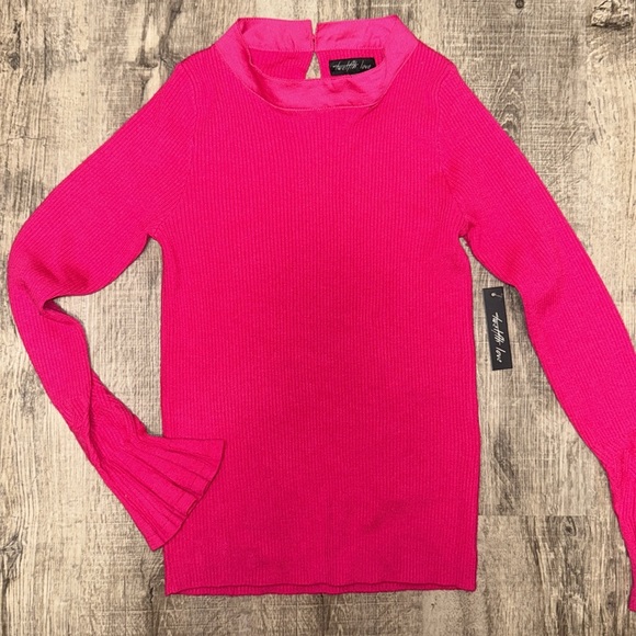 Ladies twelfth love sweater - Picture 2 of 5